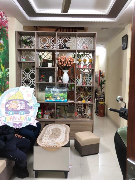 Bán nhà đẹp Khương Đình, 35m2, ô tô đỗ cách 20m, để lại toàn bộ nội thất