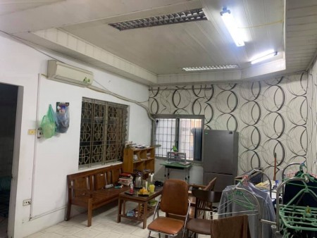 Chỉ hơn 4 tỷ, Có Nhà Ngay TT Đống Đa, Cách Mặt Phố 30m, DT 50m, Mặt tiền 7m