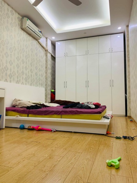 Bán nhà Tôn Đức Thắng – Văn Chương, 30m2 *6T, kinh doanh tại nhà, ngõ rộng, thông.