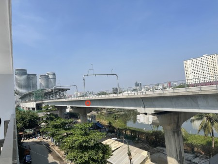 Đi đến slide 8
