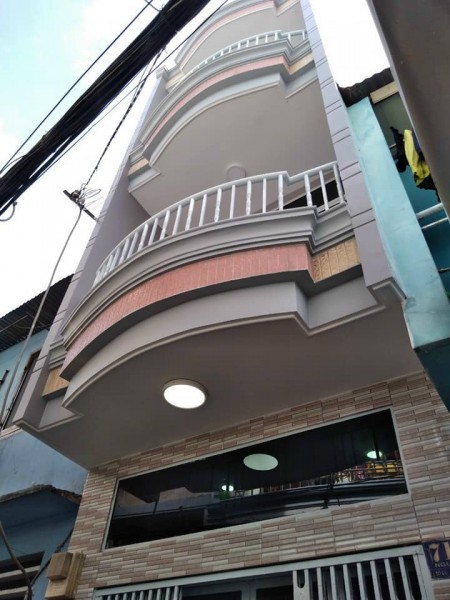 Bán nhà gấp Phường 3 Tân Bình 39m2 4 tỷ 8.