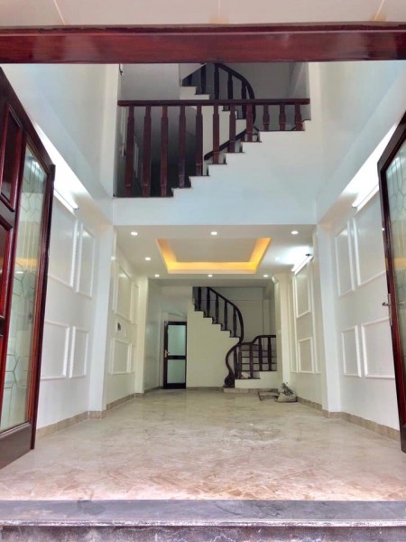 Nhà mới, ôtô đỗ, kinh doanh Vũ Tông Phan DT 42m2x6T, MT 4m Giá 4tỷ8