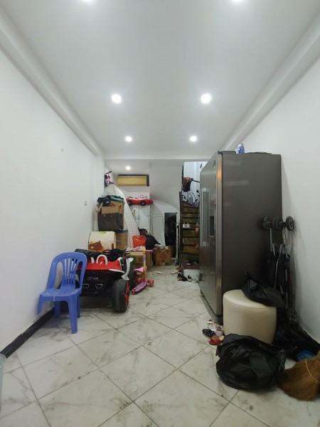 MẶT PHỐ TO THANH XUÂN – CAO 7 TẦNG – NHỎ TIỀN 5.8 TỶ (có thương lượng).