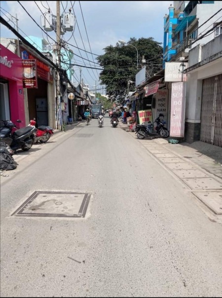 Bán Nhà Mới Gần Mặt Tiền Âu Cơ, Quận Tân Bình, Giá Chỉ 4.65 Tỷ. LH 0783228418