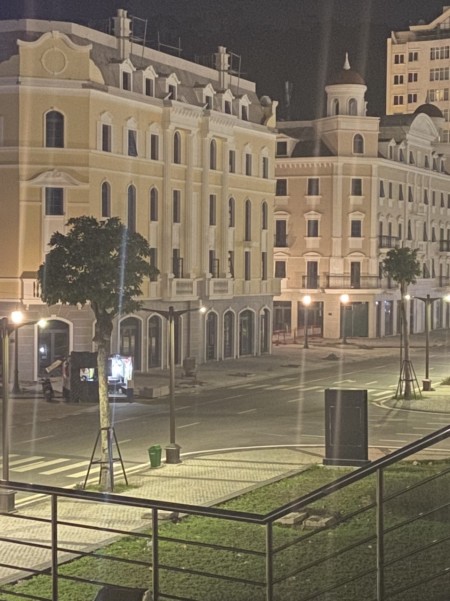 Đi đến slide 4