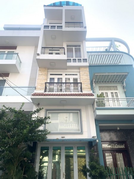 VỊ TRÍ ĐẸP NHÀ PHỐ 4 LẦU SÂN THƯỢNG MẶT TIỀN ĐƯỜNG SỐ, F.TÂN QUY, QUẬN 7