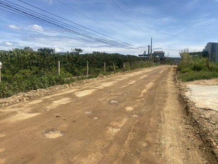64. Cần bán lô đất đường Mai Thúc Loan xã Đại Lào tp Bảo Lộc tỉnh Lâm Đồng