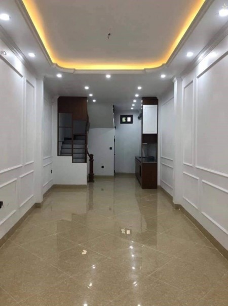 BÁN NHÀ ĐẦU PHỐ THUỴ KHUÊ, SỔ ĐỎ VIP - NHÀ MỚI TINH 5 TẦNG, 3 PN, Ở NGAY