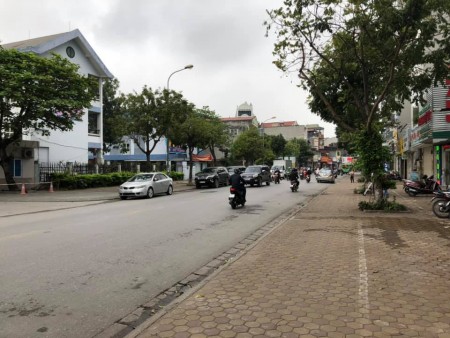 Sốc, nhà mặt phố Trường Lâm 55m2 nhỉnh 8 tỷ, vỉa hè, kinh doanh, hiếm có căn thứ 2
