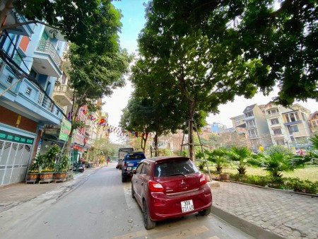 BÁN NHÀ HOÀNG MAI 60M2 4T NHỈNH 7 TỶ-KINH DOANH SẦM UẤT-NGÕ Ô TÔ TẢI TRÁNH-Ô TÔ VÀO NHÀ