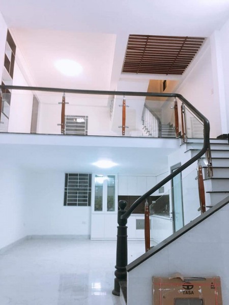Bán gấp nhà kinh doanh 5 tầng 43m2 mặt tiền 4,8m tại Vạn Phúc - Hà Đông giá 5 tỷ