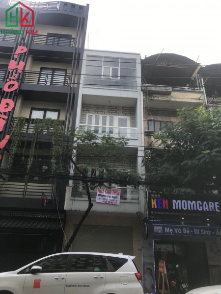 Cần cho thuê gấp nhà mặt tiền đường NGUYỄN HỒNG ĐÀO, Phường 14, Quận Tân Bình.