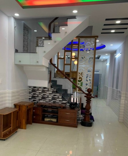 Nhà 4 tầng kiên cố, Dân Tộc, Tân Sơn Nhì, Tân Phú. 3,950 tỷ