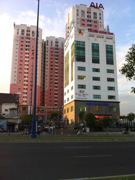 Cần Bán Căn Hộ Central Garden Quận 1, DT 80 m2, 2PN, Bán Có Tặng Đầy Đủ Nội Thất, Giá : 3.2 Tỉ/căn