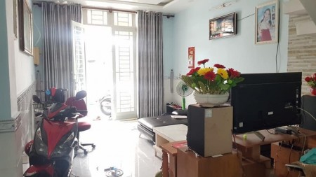 Bán nhà mới 3 tầng, mặt tiền chợ Trần Văn Quang, Tân Bình, 56m2 chỉ 6 tỷ 200