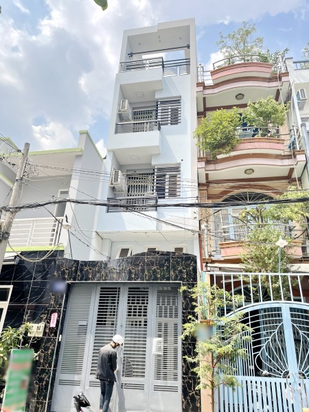 Bán nhà đẹp 3 lầu mặt tiền đường Nguyễn Đức Ngữ Phường 4 Quận 8