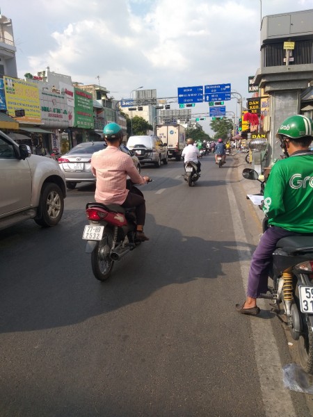 2 MT trước sau 265 Nguyễn Oanh 4.5x20