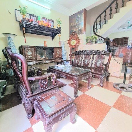 4 Tỉ 9 là Quá Rẻ Cho 1 Căn Nhà 81m2 , 4 tầng , Mt : 4,8m ở An Dương Vương