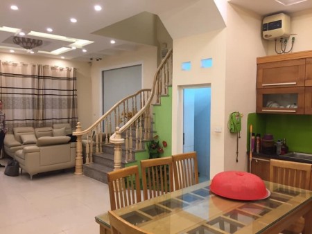 Bán Nhà Tô Vĩnh Diện 70m2 - Gần Oto - Gần Phố - MT 5m - Ngõ Rộng Thoáng - Dân Chí Cao