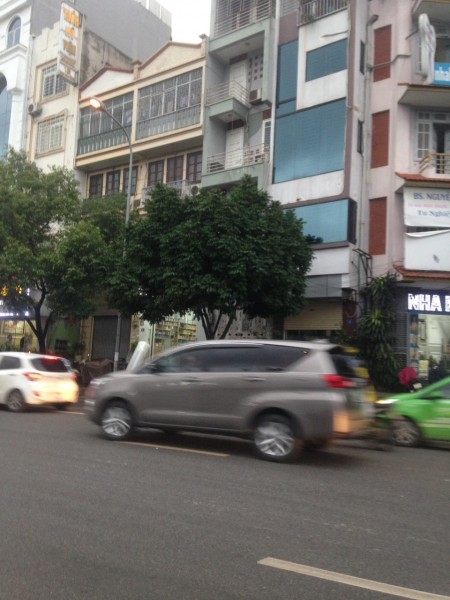 BÁN NHÀ PHỐ ĐẶNG THÙY TRÂM 60M2 6 Tầng MẶT TIỀN 5.5M, PHÂN LÔ Ô TÔ.