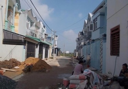 Bán căn Nhà đường Đinh Đức Thiện gần chợ Bình chánh