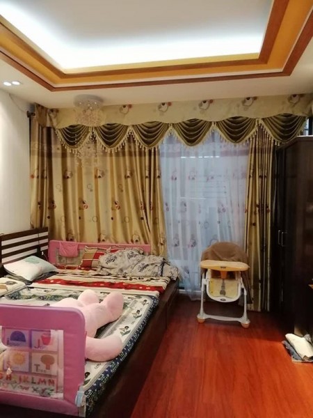 Bán nhà phân lô Văn Chương – Tôn Đức Thắng, 30m2 *6T, gần phố, giá 2,85 tỷ.