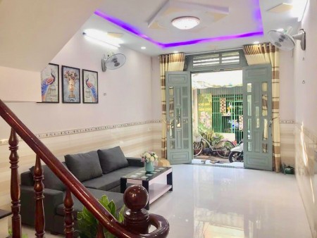 1 TRỆT 2 LẦU, đường Cách Mạng Tháng Tám, Quận 10, Giá 4,96 tỷ