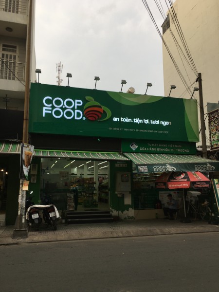 Cho Thuê Nhà Mặt Tiền, Đường Bạch Đằng, Phường 15, Quận Bình Thạnh. DT: 8 x 45