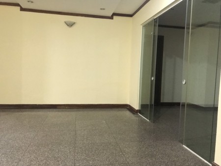 Cần cho thuê gấp căn hộ Giai Việt Q8, Dt 150m2, 3 phòng ngủ , nhà rộng lầu cao view đẹp