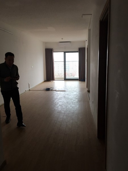 Cho thuê căn hộ chung cư Golden West số 2 Lê Văn Thiêm, dtsd 96m2 đồ cơ bản, lh 0903296691