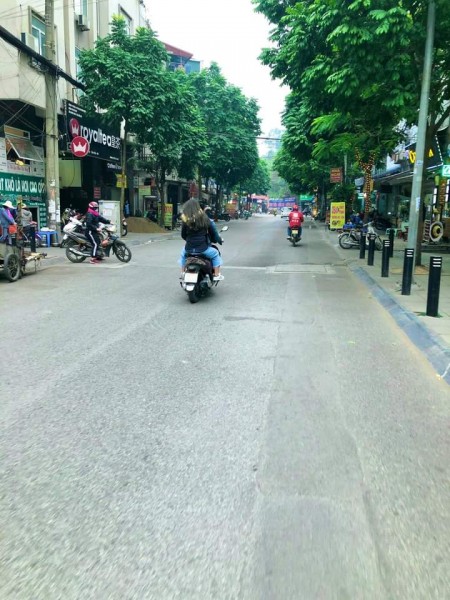Ngõ rộng Gần phố,(Bán Nhà) Xuân Thủy DT: 40m x 5 Tầng, nhà đẹp ở luôn. 5.1 tỷ Q. Cầu Giấy