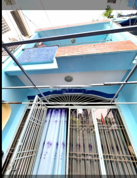 Nhà Q10 chỉ 100 triệu/m2. Hẻm 3M cách 80M ra MT CMT8