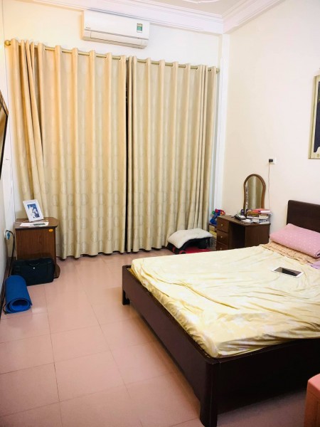 Bán nhà Vạn Phúc, Hà Đông, 65m2, 3.4 tỷ, ô tô đỗ cổng, ngõ thẳng, gần phố