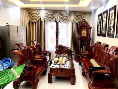 NHÀ ĐẸP, LÔ GÓC BA MẶT TIỀN, NGỌC HỒI, 60M2, 4T, MT 5, 3.25TY