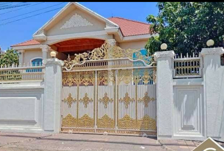 Bán Nhà Hoàng Hoa Thám DT: 128m2, 2 L, 5.8m x 21m, Giá chỉ: 10.5 tỷ