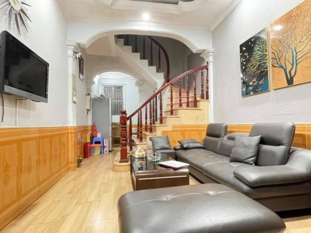 Bán Nhà Chính Chủ Kim Giang 40m2 Gần Phố DT Rộng Nhà Đẹp Ở Ngay Dân Chí Cao