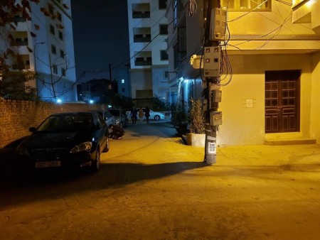 Nhà đẹp, vị trí đẹp ô tô cách nhà 5 mét Khương đình 34 mét 4.05 tỷ