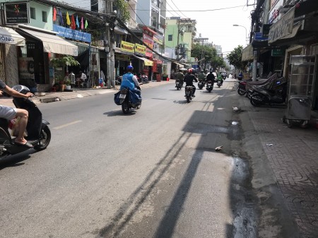 Bán nhà 34m2, ngang 4.1m, mặt tiền Hưng Phú, Quận 8