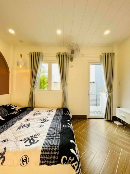 Bán nhà Hẻm Ôto Trường Chinh, Tân Bình, (6*9)m2Chỉ có 6.5 tỷ thôi, woaaa 1T, 3L, ST, LH: Giang 0901759534