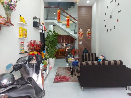 BÁN NHÀ HXH TÂN BÌNH 3 TẦNG 42M2 GIÁ 6,7 TỶ (CBT-8226)