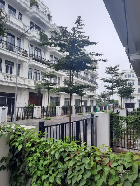 Đi đến slide 6