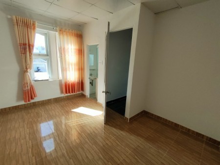 Bán nhà phố Đà Lạt, cách chợ Đà Lạt 800m