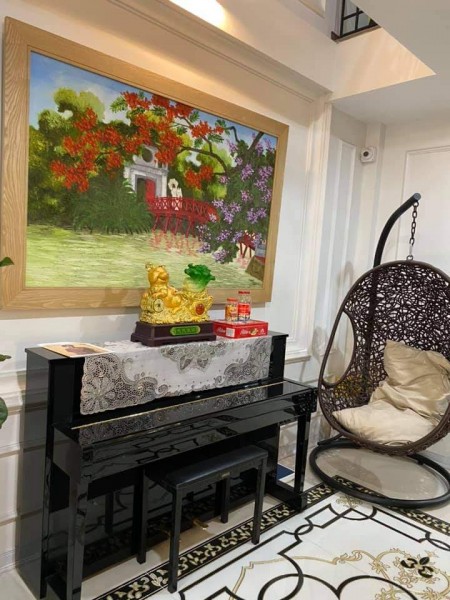 Cần bán nhà mặt phố Tư Đình dt 60m2 giá 5.3 tỷ