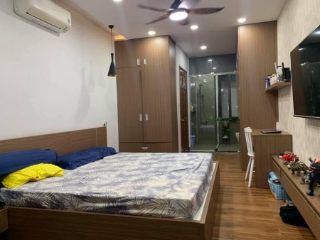 Nhà bán mặt tiền Nguyễn Thượng Hiền, Phường 1, Gò Vấp, chỉ 18 tỷ, 7 lầu, thang máy, lh0909484131