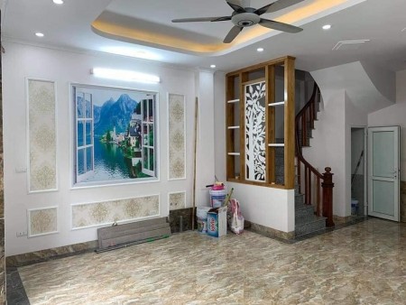 Bán gấp Tập thể Tôn Thất Tùng ( tầng 1) giá 5,2 tỷ, 110m2, KD cực tốt
