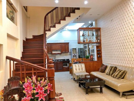 Đội Cấn Ba Đình Nhà Đẹp Phân Lô Ô Góc Ô tô Tránh, Giá Nhỉnh 8 Tỷ