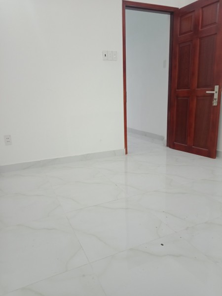 Phòng sạch đẹp giá rất bình dân gần Lê Đại Hành