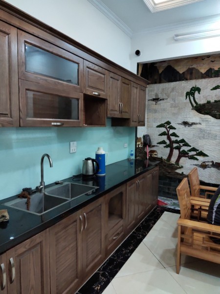 Siêu Phẩm Hoàng Quốc Việt, Hiếm có khó tìm 61m2 6 Tầng MT 5.5m.