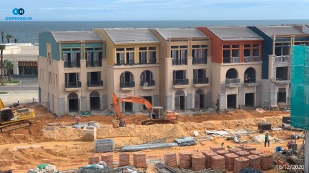 Đi đến slide 4