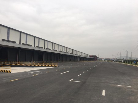 Cho thuê 2600m2, 5000m2 kho Tại KCN Vsip. PCCC tự động có cửa dock, an ninh 24/7. LH 0988457392